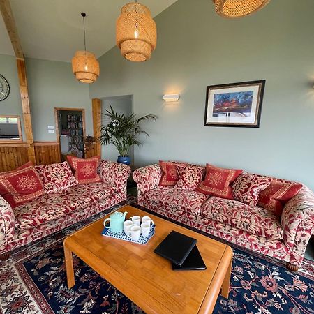 Spacious Sea View Home 5 Miles From Inverness North Kessock エクステリア 写真