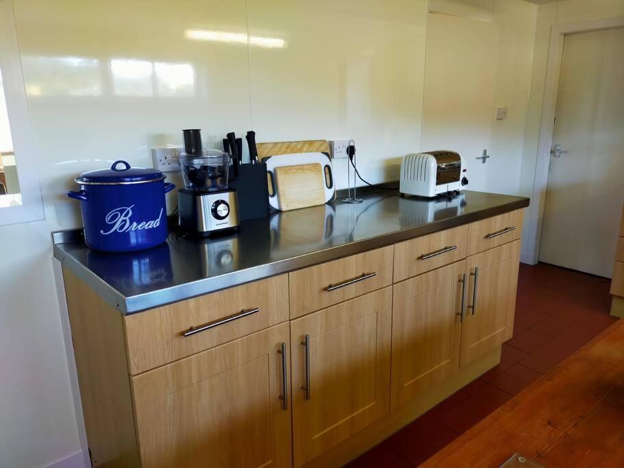Spacious Sea View Home 5 Miles From Inverness North Kessock エクステリア 写真