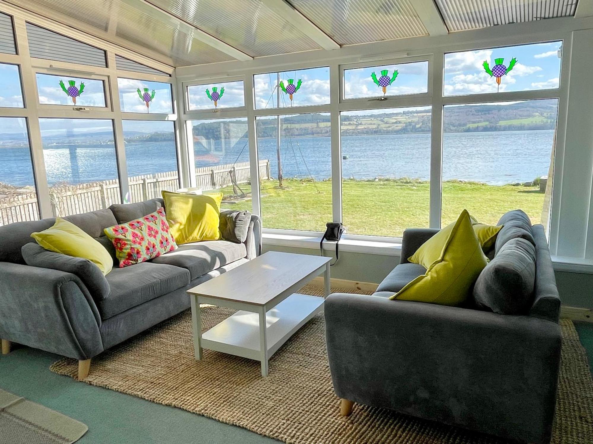 Spacious Sea View Home 5 Miles From Inverness North Kessock エクステリア 写真